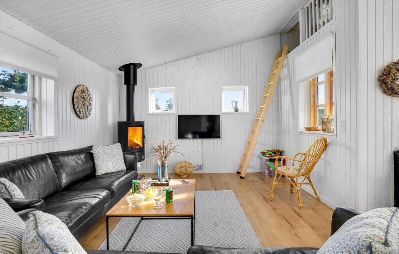 Lovely Home In Otterup With Kitchen Exterior foto